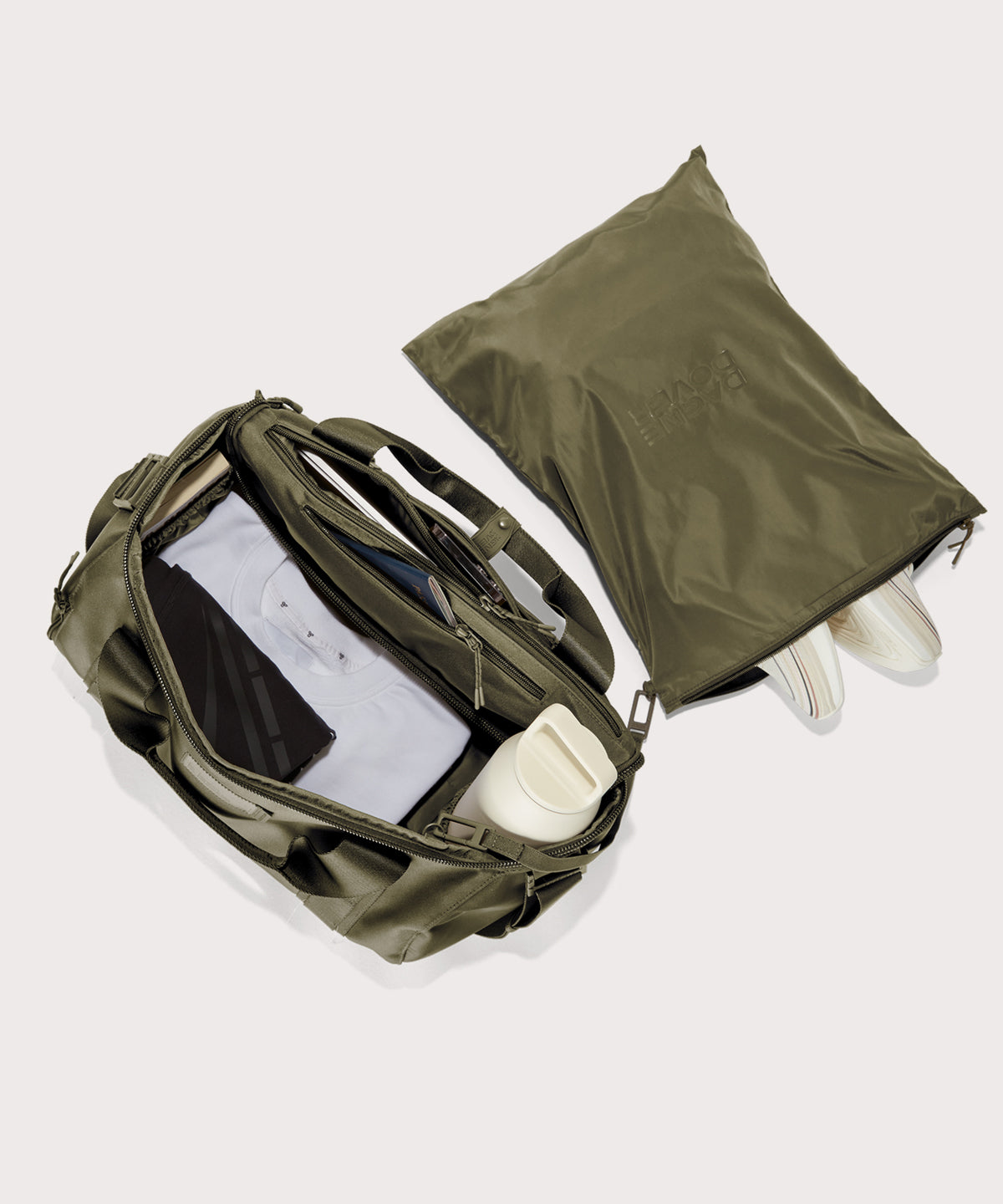 Denver Convertible Duffle in Dark Moss, Medium